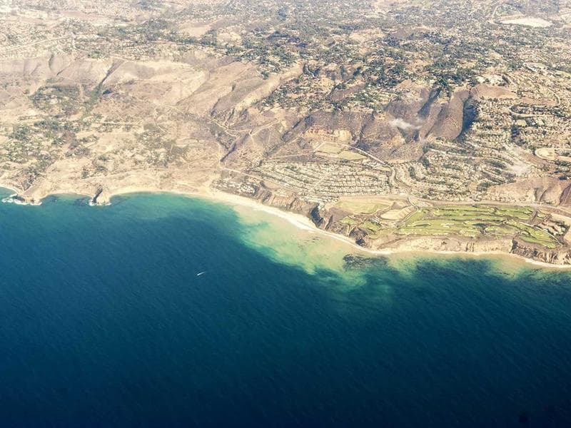 Coleman Hurricane 750 Touchless Automatic